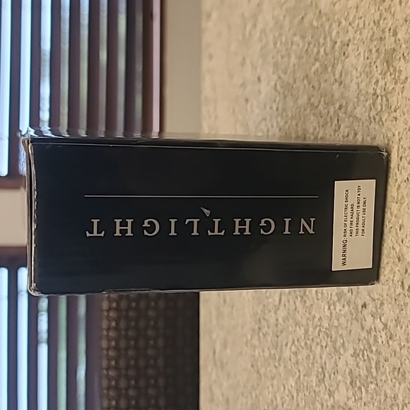 Thomas Kinkade Painter of Light Nascar nightlight - Picture 2 of 6